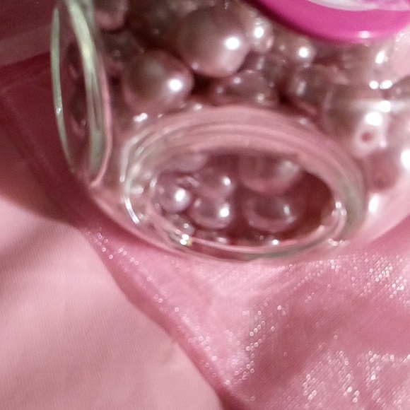 Breast Cancer Awareness Pink Beads 1.05 oz Keepsake Bottle Jar - Picture 4 of 10